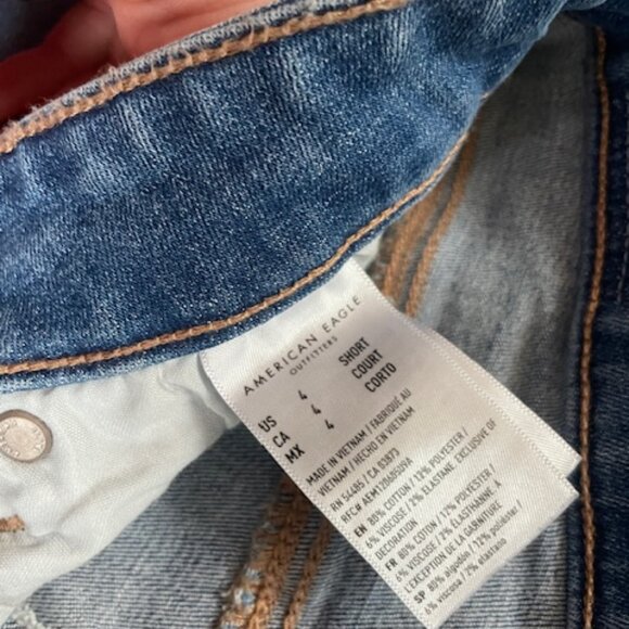 American Eagle Next Level Stretch - 4 SHORT - Picture 3 of 4